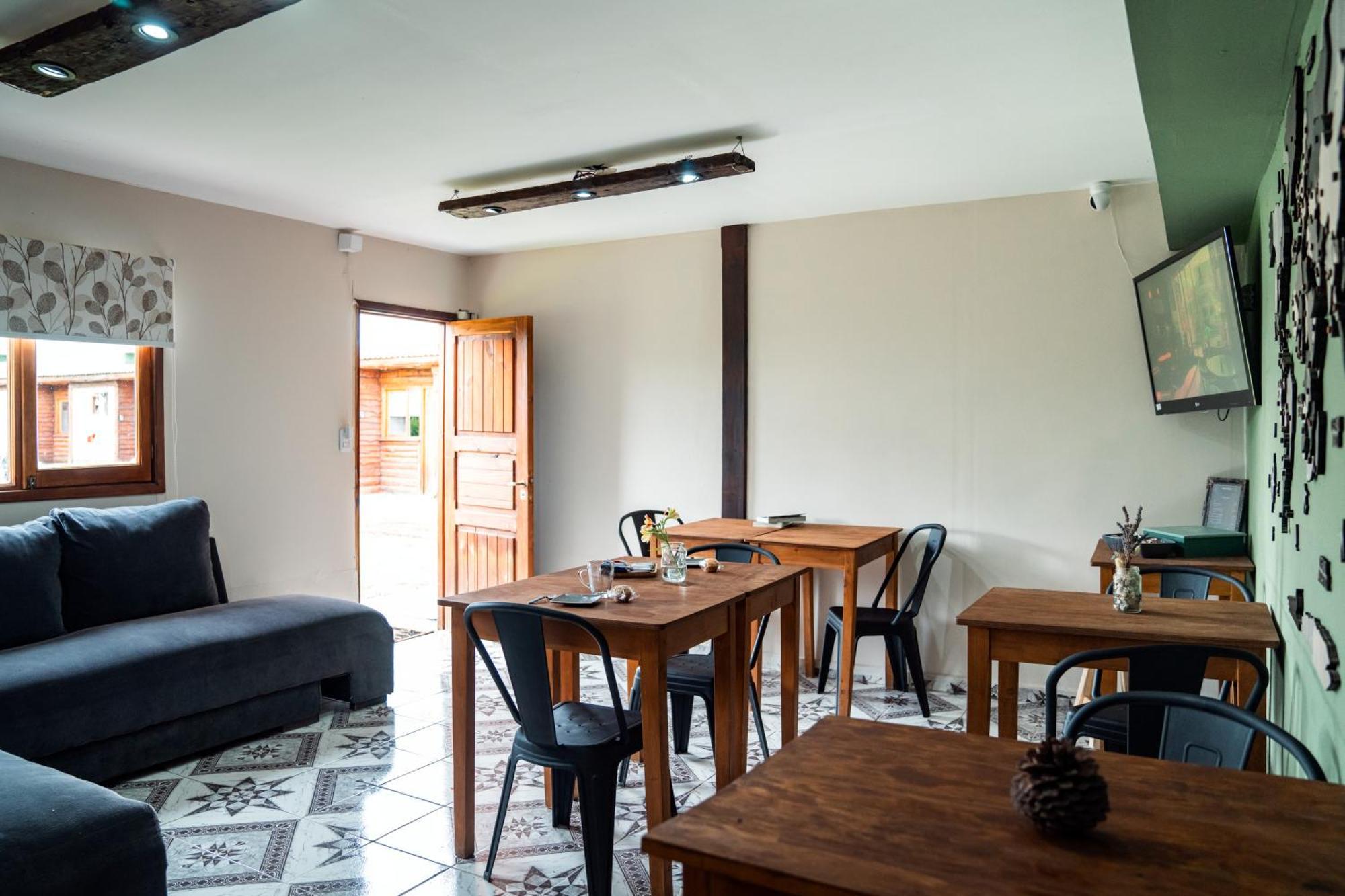 Oliva Hosteria Y Apart เอลกาลาฟาเต ภายนอก รูปภาพ